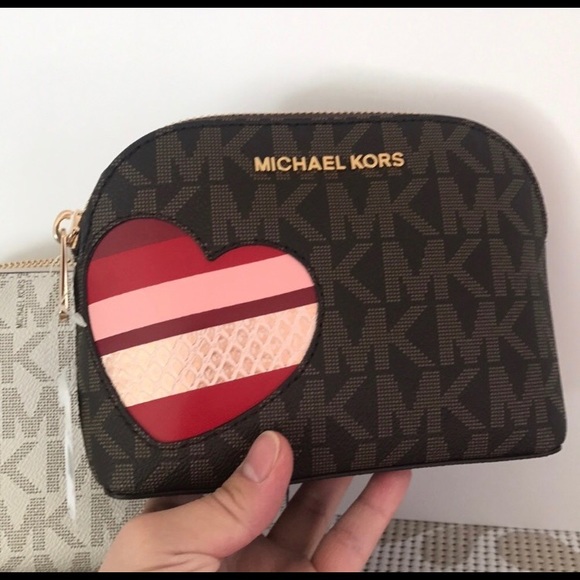 Michael Kors Handbags - 💯🆕mk make up pouch🆕brown/cherry